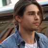 Justin Gaston