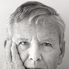 Amos Oz
